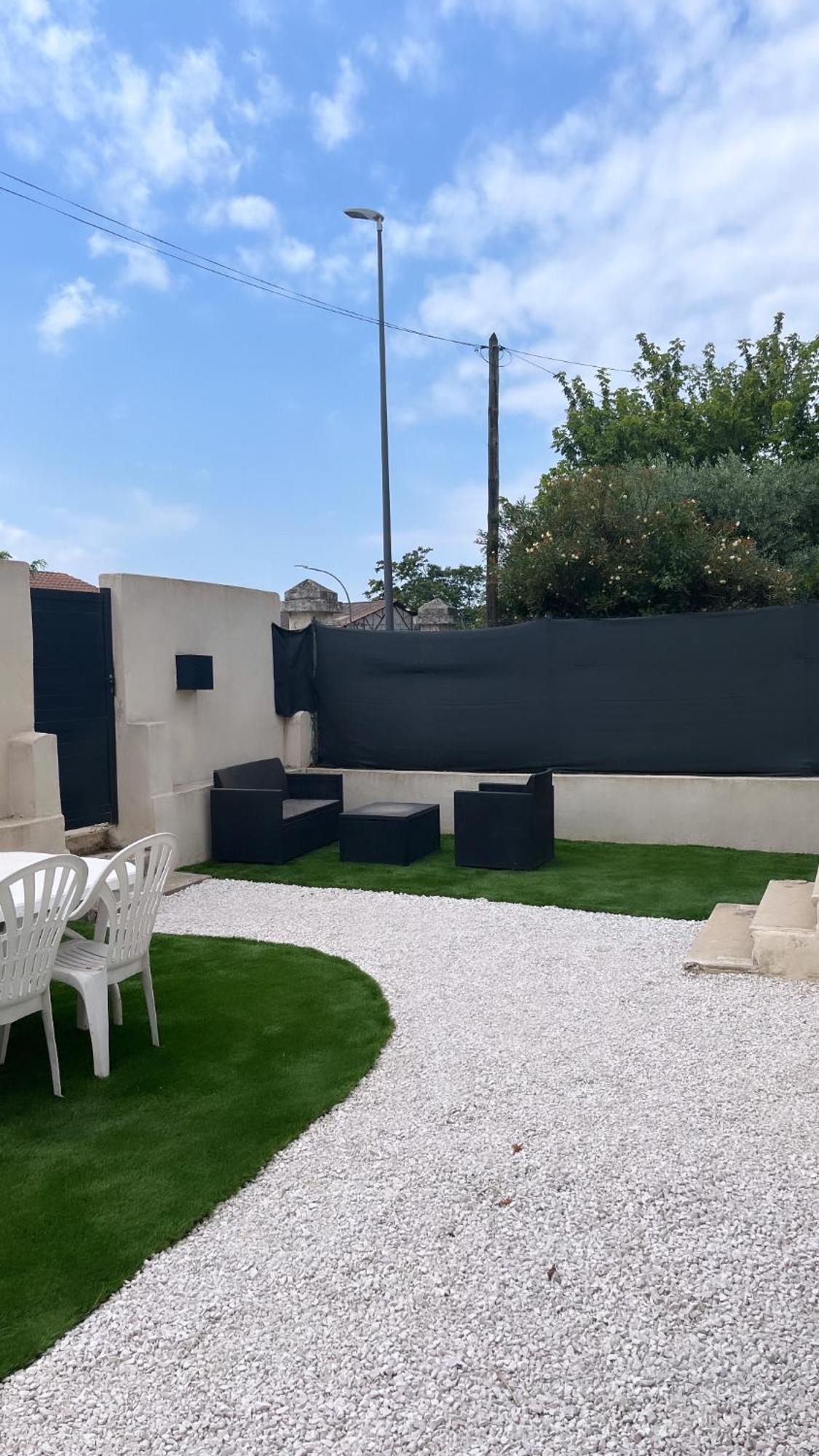 Logement privé sur l'Avenue du Mont Ventoux Carpentras Extérieur photo